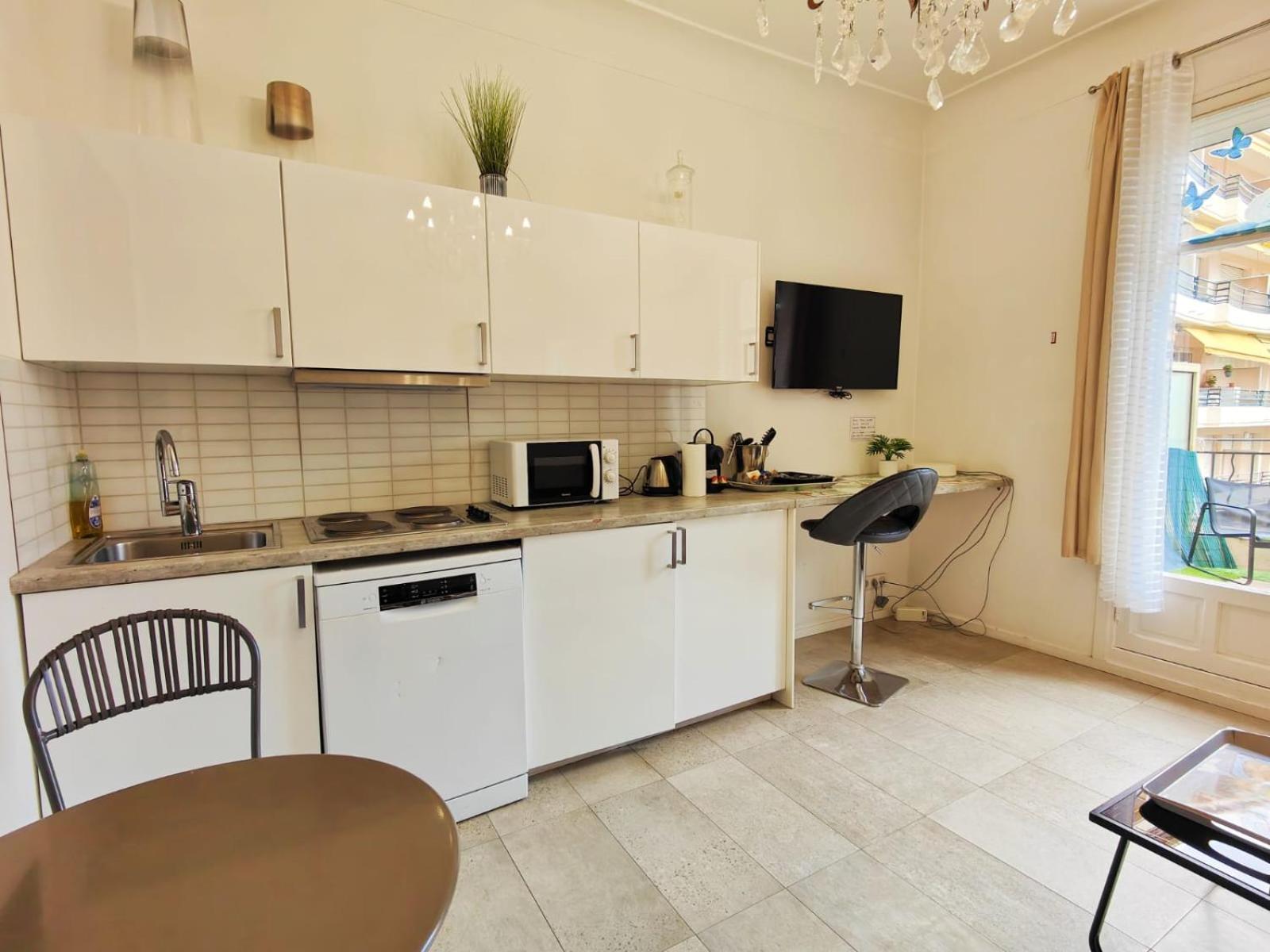 Mythique Miramar Cannes Croisette Terrasse Clim Parking Wifi Exterior foto